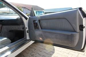 Imagen 21/22 de Mercedes-Benz 500 SL (1993)