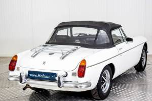 Bild 26/50 von MG MGB (1973)
