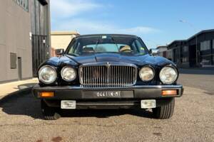 Imagen 2/19 de Jaguar XJ 6 4.2 (1981)