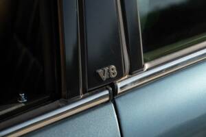 Image 22/50 de Jaguar XJ 8 Executive (1997)