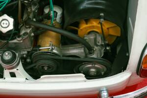 Image 29/32 of SEAT 600 D (1968)