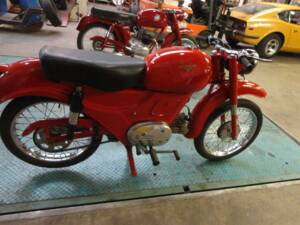 Imagen 9/12 de Moto Guzzi DUMMY (1963)