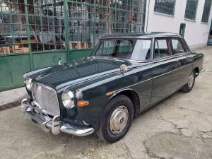 Image 4/34 of Rover 3 Litre Mk II (1963)