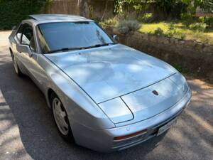 Image 14/98 of Porsche 944 Turbo S (1988)