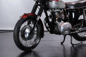 Image 31/50 de Triumph DUMMY (1969)