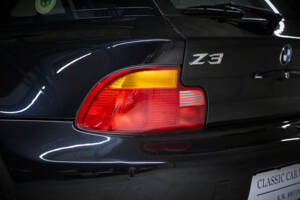 Bild 41/93 von BMW Z3 Coupé 2.8 (1997)