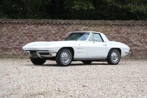 Imagen 21/50 de Chevrolet Corvette Sting Ray Convertible (1964)