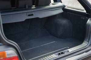 Immagine 19/44 di BMW 328i Touring (1997)
