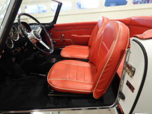 Image 19/51 de Alfa Romeo 2000 Spider (1959)