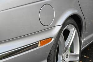 Image 25/50 of Jaguar XJ 8 4.2 (2006)