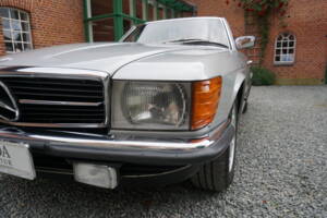 Afbeelding 6/23 van Mercedes-Benz 280 SL (1983)