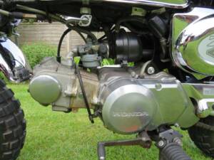 Immagine 4/35 di Honda Z 50 Monkey (2004)