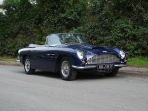 Bild 1/17 von Aston Martin DB 6 Volante (1967)