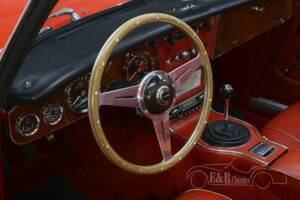 Image 2/19 of Austin-Healey 3000 Mk III (BJ8) (1966)