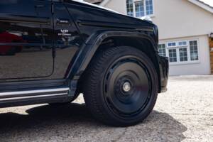 Image 12/50 of Mercedes-Benz G 63 AMG (LWB) (2020)