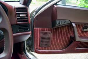 Image 19/24 of Porsche 944 Turbo (1988)