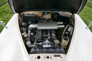 Obraz 29/50 pojazdu Jaguar 240 (1968)
