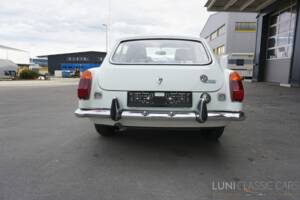Image 8/54 de MG MGB GT (1974)