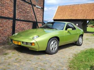 Bild 1/8 von Porsche 928 (1977)