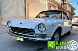 Image 1/10 de FIAT 124 Sport Spider (1969)