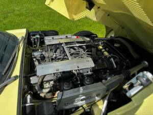 Imagen 36/39 de Jaguar E-Type V12 (2+2) (1972)