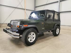 Bild 4/8 von Jeep Wrangler YJ 4.0L (1996)