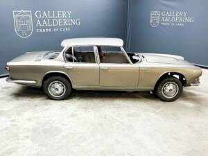 Image 8/44 of Maserati Quattroporte 4200 (1968)