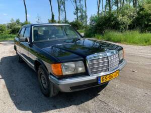 Bild 3/8 von Mercedes-Benz 280 SE (1981)