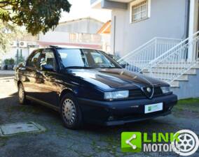 Image 2/10 of Alfa Romeo 155 2.5 V6 (1993)