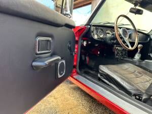 Immagine 50/66 di MG MGB (1977)