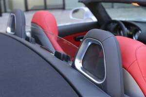 Image 28/75 of Mercedes-Benz SLS AMG Roadster (2012)