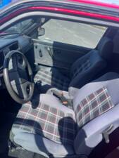 Bild 7/8 von Volkswagen Golf II GTi 16V 1.8 (1990)