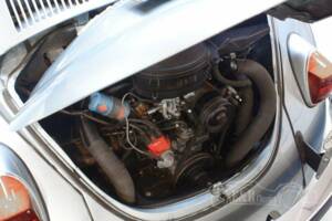 Bild 17/19 von Volkswagen Maggiolone 1303 (1972)