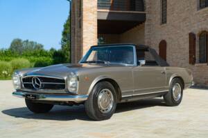 Image 2/50 de Mercedes-Benz 280 SL (1969)