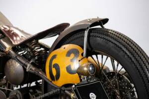 Bild 23/50 von Harley-Davidson FXSTC 1340 Softail Custom (1989)