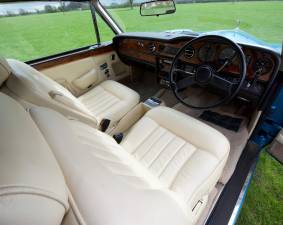 Image 18/29 de Rolls-Royce Corniche I (1980)