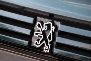 Bild 23/50 von Peugeot 205 GTi 1.9 (1991)