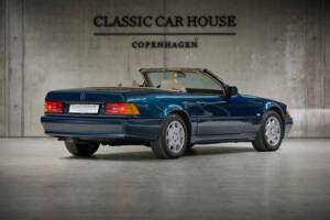 Image 17/100 de Mercedes-Benz SL 280 (1995)