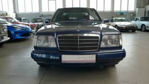 Afbeelding 23/40 van Mercedes-Benz E 420 (1993)