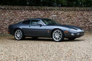 Immagine 37/50 di Jaguar XK8 4.0 (2002)