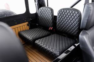 Bild 22/43 von Land Rover 90 (1989)