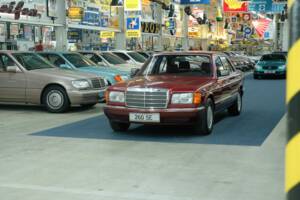 Bild 8/50 von Mercedes-Benz 260 SE (1990)