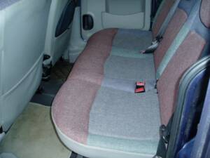 Bild 9/12 von Renault Kangoo 1.6 16V 4x4 (2002)