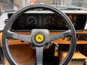 Image 15/23 of Ferrari Mondial Quattrovalvole (1985)