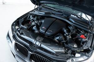 Bild 30/32 von BMW M5 Touring (2007)