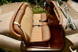 Image 34/50 de Jaguar XK 120 OTS (1950)