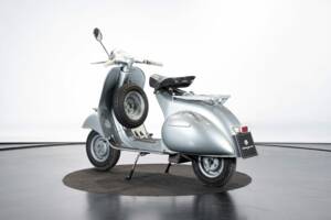 Image 2/45 of Piaggio Vespa 150 (1958)