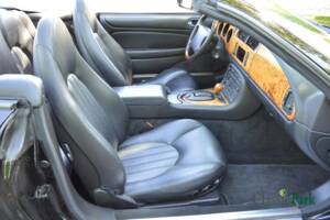 Afbeelding 35/50 van Jaguar XKR (2000)