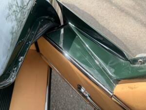 Imagen 31/50 de Jaguar E-Type V12 (2+2) (1970)