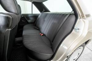 Image 25/50 of Mercedes-Benz 190 D (1986)